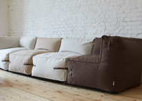 Модульный бескаркасный диван с декоративными ремешками